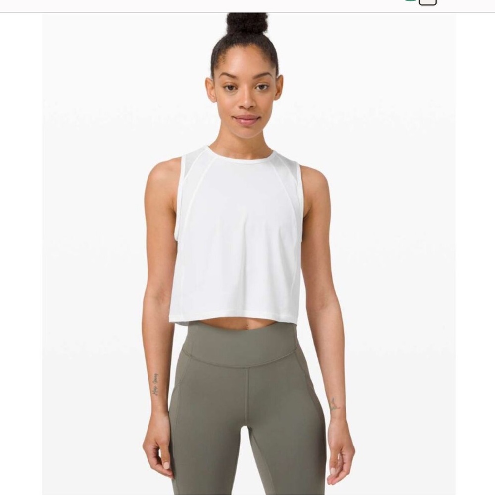 SALE-NWT Lululemon Sculpt Cropped Tank